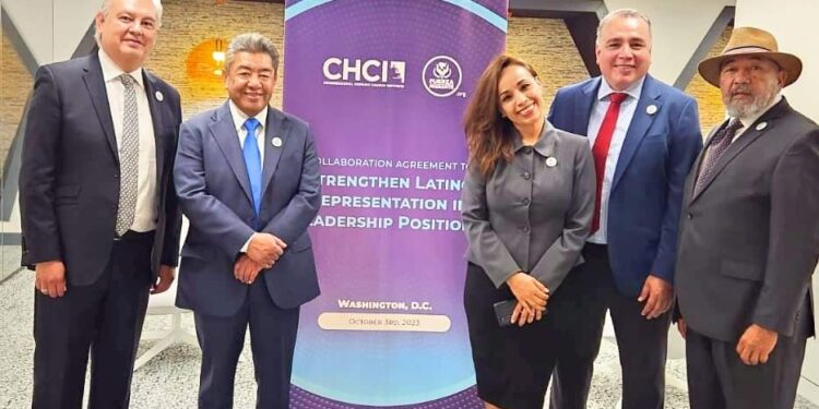 Fuerza Migrante y el Congressional Hispanic Caucus Institute firman acuerdo de colaboración