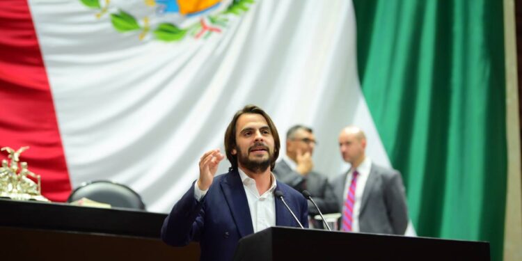 Las campañas de Sheinbaum y Xóchitl son ilegales y no podrían ser candidatas: Braulio López Ochoa