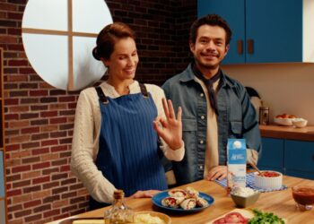 Memo Villegas protagoniza “Algo bien”, la campaña de Huevos San Juan producida por Mango Films