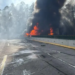 Accidente en la México-Puebla deja autos en llamas y cierran circulación