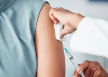 La vacunación disminuye el riesgo de fallecimiento por covid-19 en trasplantados