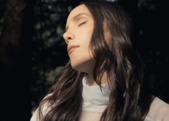 MARLLA PRESENTA SU PRIMER DISCO “ANTES QUE LA VIDA PASE”