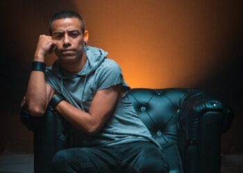 MIK NADA MÁS LANZA SU NUEVO SENCILLO «LA FLACA» Y ANUNCIA SHOWS CON MALDITA VECINDAD Y GONDWANA EN MÉXICO