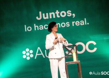 Energía, tu poder los negocios: Gaby Vargas en Aula SOC
