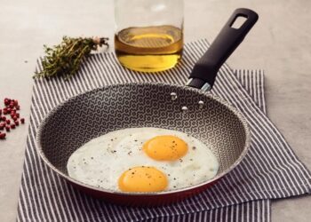 ¿Cómo elegir el antiadherente correcto en utensilios de cocina?