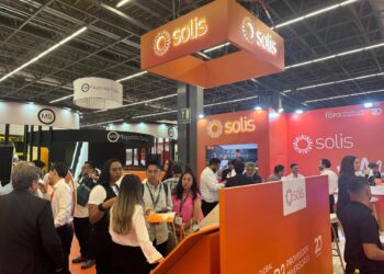 PRESENTAN LA MÁS AVANZADA TECNOLOGIA SOLAR EN RE+