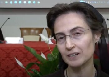 Raffaella Petrini, la religiosa de alto poder; mano firme en la santa sede