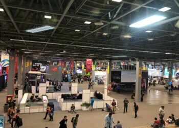 Hackear el sistema desde la autonomía y la autenticidad