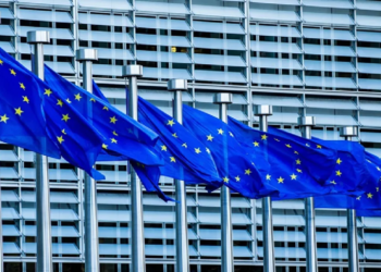 Bruselas se prepara para un «no acuerdo» en los aranceles en paralelo a la negociación con EEUU