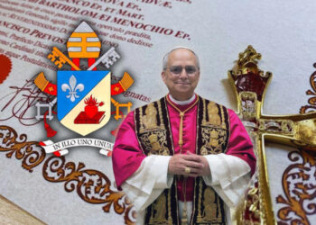 Vaticano difunde la FOTO oficial del Papa León XIV: así luce