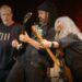 EL ROCK NO PIDE PERMISO: CUCA REGRESA A LA MARAKA CON RIESGO DE CONTAGIO