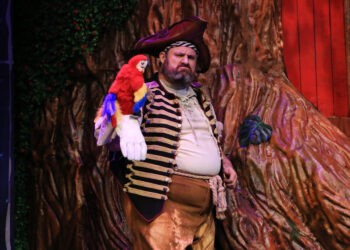 Últimos días de  “Peter Pan Que Sale Mal”, esta  exitosa obra cierra una temporada llena de  diversión, risas y caos en el escenario