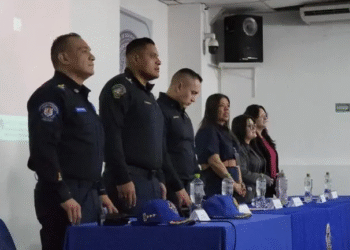 Capacitan a policías del Metro para prevenir suicidios