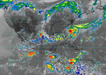 Se forma Tormenta tropical Chantal al noreste de Florida