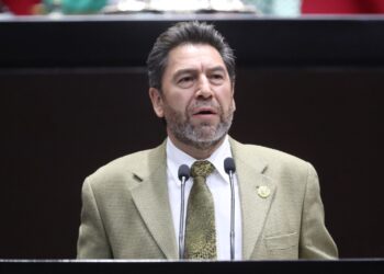 Necesario, incluir en programas y planes de estudio el fomento y promoción de valores éticos y sociales