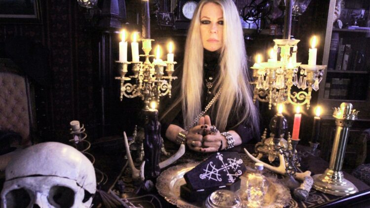 Coven, led by singer Jinx Dawson, released Witchcraft Destroys Minds