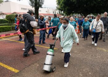 Conmemoración del Día Mundial de la Fibrosis Pulmonar / 7a Caminata de Pacientes y familiares del Instituto Nacional de Enfermedades Respiratorias (INER)