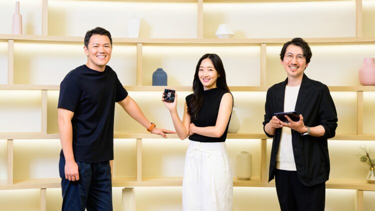 ▲ (De izquierda a derecha) Nawoong Han, del equipo de desarrollo de Framework; Mihyun Jeong, del equipo de planificación de experiencia; y Joonhwan Kim, del equipo UX de la división MX de Samsung Electronics