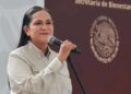 Ariadna Montiel entrega primeros apoyos económicos por emergencia en Poza Rica, Veracruz