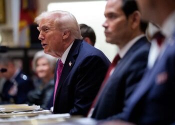 Trump dice que el alto el fuego en Gaza sigue vigente pese a los últimos ataques