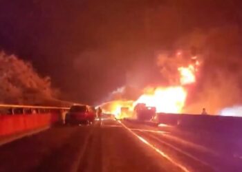 Choque múltiple de 13 vehículos en carretera de Corea del Sur deja dos muertos y cuatro lesionados