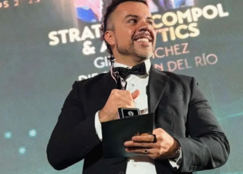 Reconocen a Strategik Compol & Analytics con tres premios a nivel internacional