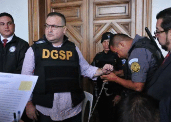 Busca FGR nueva imputación contra Javier Duarte por desvíos en salud