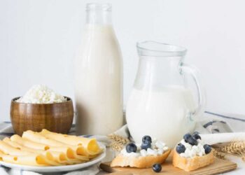 China impone aranceles temporales de hasta 42.7% a lácteos de la UE