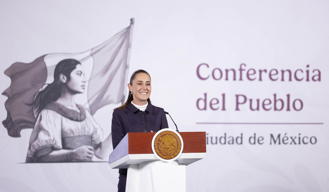 Cuauhtémoc, Ciudad de México. 14 de enero 2026. La presidenta constitucional de los Estados Unidos Mexicanos, la Doctora Claudia Sheinbaum Pardo en conferencia de prensa matutina en el salón de la Tesorería de Palacio Nacional. La acompañan: Edna Elena Vega Rangel, secretaria de Desarrollo Agrerio, Territorial y Urbano; Rodrigo Chávez Contreras, Director General de la Comisión Nacional de Vivienda; Octavio Romero Oropeza, Director General del Instituto del Fondo Nacional de la Vivienda para los Trabajadores (Infonavit); José Alfonso Iracheta Carroll, Director General del Instituto Nacional del Suelo Sustentable; Jabnely Maldonado Meza, Vocal Ejecutiva del FOVISSSTE; Martí Batres Guadarrama, director general del Instituto de Seguridad y Servicios Sociales de los Trabajadores del Estado (ISSSTE); Miguel Ángel Elorza Vázquez, coordinador de Infodemia. Foto: Gabriel Monroy/Presidencia