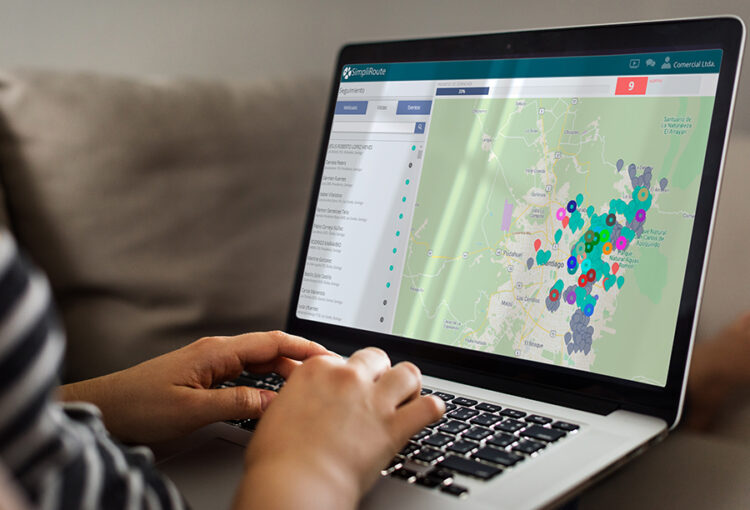 SimpliRoute es la plataforma líder en América Latina de optimización logística de última milla, con presencia en más de 25 países.