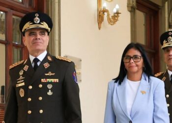 «Mi gran objetivo fue evitar una guerra»: Vladimir Padrino defiende sus decisiones en Venezuela tras destitución