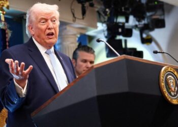 Trump anuncia el “reinicio más poderoso del mundo” previo a conversaciones con Irán