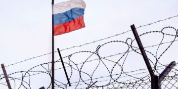 Artista ruso se suicida en prisión preventiva tras detención por un comentario en redes sociales