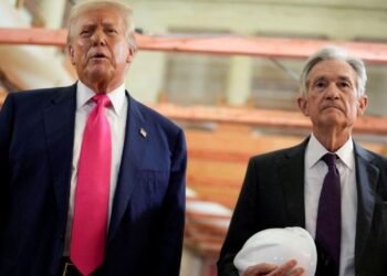 «Tendré que despedirlo», advierte Trump si Powell permanece en la Fed tras finalizar su periodo en mayo