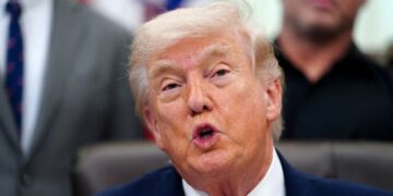 «Habría ganado Vietnam muy rápidamente», asegura Trump a casi dos meses del conflicto con Irán