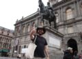 Turistas en México gastaron en promedio 60 dólares menos en marzo: Inegi