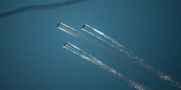 Amnistía Internacional asegura que militares de Nigeria mataron a 100 civiles en ataque aéreo; el Ejército lo niega