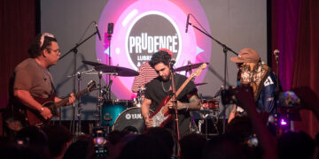 Prudence y Vete a la Versh reviven una de las colaboraciones más icónicas del internet mexicano