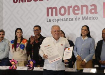 Rafael Marín se registra en Morena para buscar la coordinación en Quintana Roo