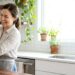 Leche vs. Bebida no láctea de almendra o avena ¿Cuál es la leche más saludable?