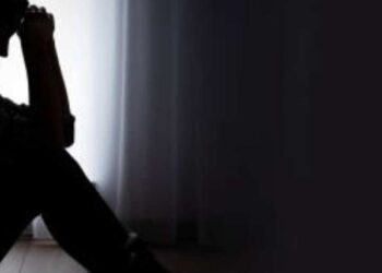 Sobreviviente de doble intento de feminicidio acusa a la justicia de desprotegerla