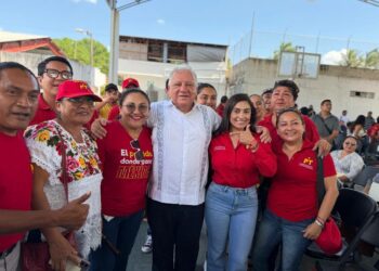 Rafael Marín convoca en Nicolás Bravo a fortalecer la defensa de la soberanía nacional durante asamblea informativa de Morena