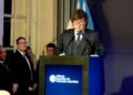 Milei culpa a la legalización del aborto y a feministas por la baja natalidad en Argentina