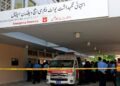 Mueren 14 recién nacidos durante incendio en la sala infantil de un hospital en Pakistán