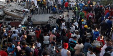 Van 132 muertos en Colombia tras devastador terremoto de magnitud 7.4