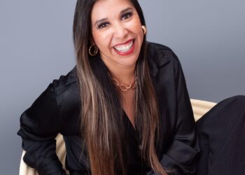 Laura Bringas: «el nuevo analfabetismo digital es tener redes sociales y no saber utilizarlas»