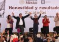 DAVID MONREAL RECIBE A CLAUDIA SHEINBAUM EN ZACATECAS; MÁS DE 15 MIL PERSONAS ACOMPAÑAN SU GIRA POR EL SEGUNDO INFORME