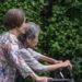 Japón alcanza el récord de más de 100 mil personas centenarias; 88% son mujeres