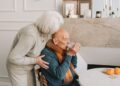 Hipotiroidismo eleva el riesgo de depresión y deterioro cognitivo en adultos mayores