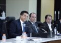 Otro exsecretario atribuye a Cabeza de Vaca órdenes sobre contratos; afirma que solo solicitaba servicios
